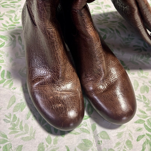 Tory Burch - Dabney Brown Heeled/Wedge Boots with Sleek Silhouette - Picture 5 of 9